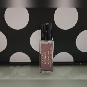 2/$15✨️Sand + Fog Vanilla Musk Oil✨️